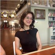 Hi! I’m a Law graduate from London, and I’m excited to help with any History or English lessons :)